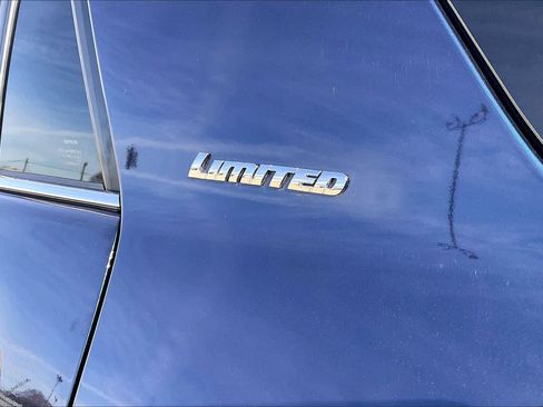 Used 2023 Toyota 4Runner Limited image 11