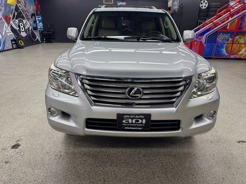 Used 2010 Lexus LX 570 4WD image 8