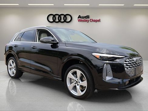 New 2026 Audi Q5 Premium Plus AWD/4WD image 7