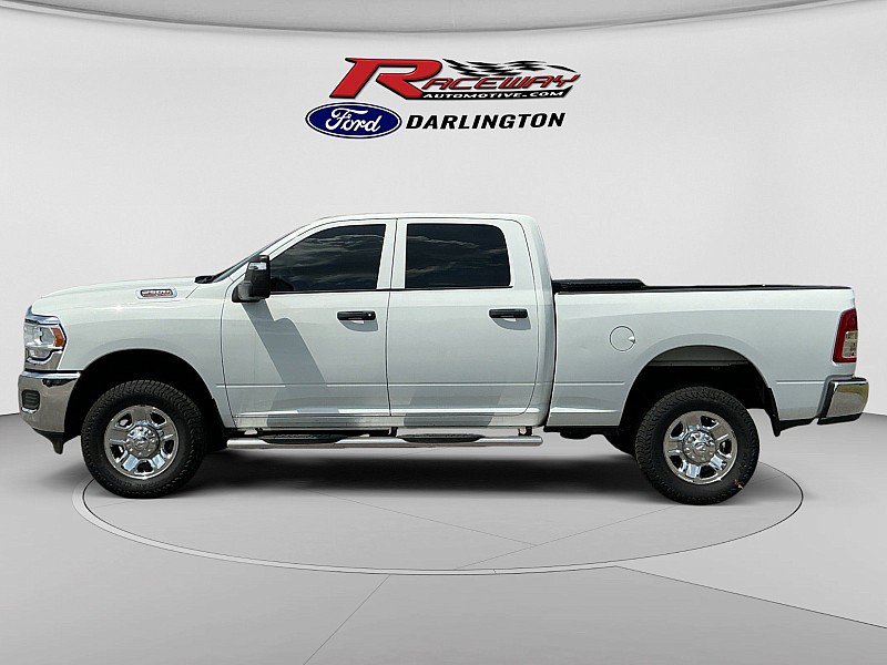 Used 2024 RAM 2500 Tradesman w/ Chrome Appearance Group AWD/4WD image 2