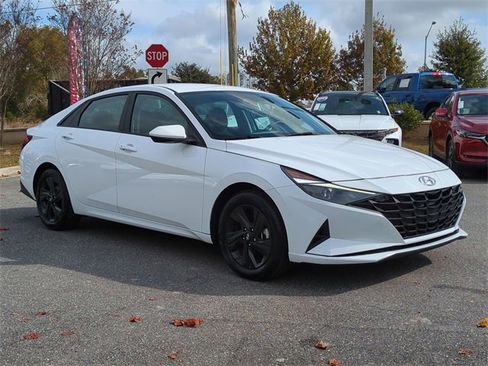 Certified 2023 Hyundai Elantra Blue image 3