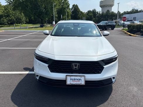 Used 2024 Honda Accord EX-L image 2