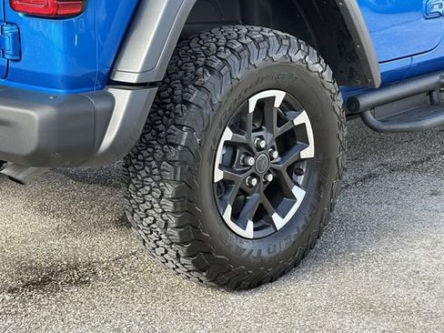 Used 2024 Jeep Wrangler Unlimited Rubicon 4xe w/ Capability Package image 31