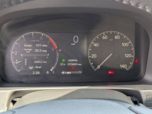 Used 2025 Honda Ridgeline RTL image 11