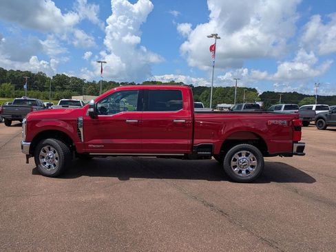 New 2025 Ford F350 Lariat w/ Lariat Ultimate Package image 5