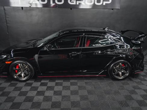 Used 2019 Honda Civic Type R image 26