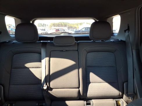 Used 2025 Chevrolet Equinox LT image 11