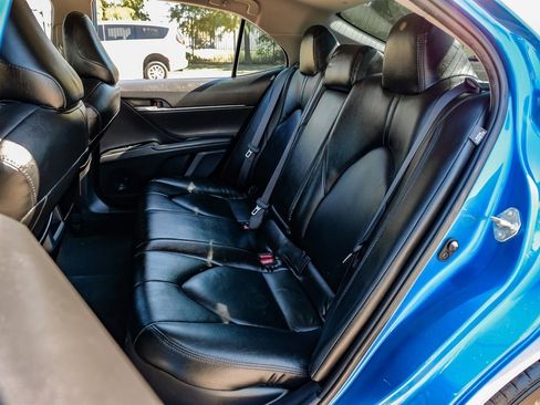 Used 2020 Toyota Camry LE image 42