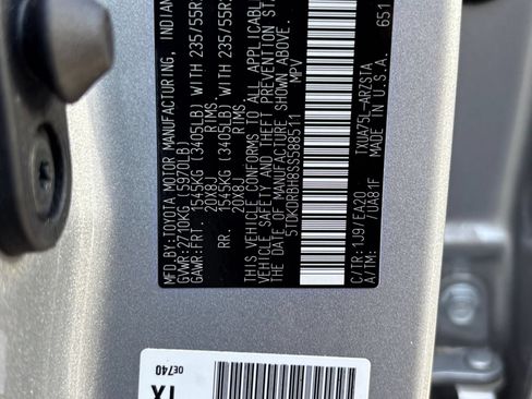Used 2025 Toyota Highlander XSE AWD/4WD image 25