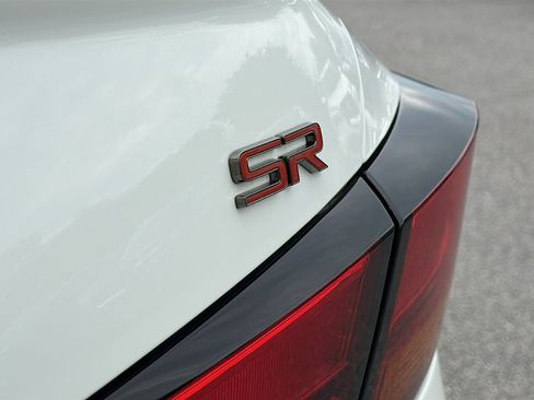 Certified 2024 Nissan Altima 2.5 SR FWD image 10