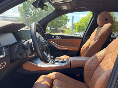 Used 2023 BMW X5 xDrive40i w/ M Sport Package AWD/4WD image 9