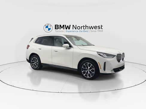 New 2026 BMW X3 xDrive30i w/ Convenience Package AWD/4WD image 6