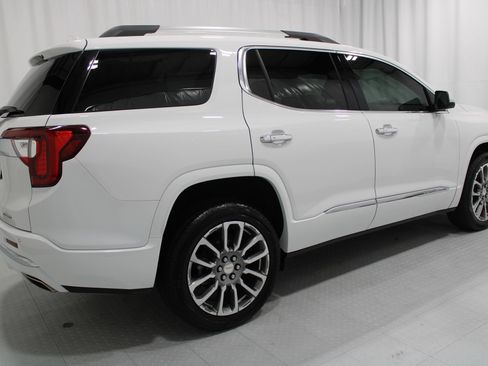 Used 2023 GMC Acadia Denali AWD/4WD image 6