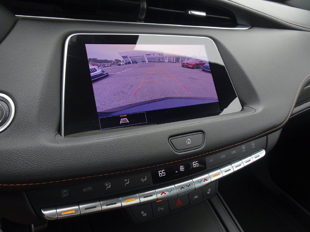 Used 2023 Cadillac XT4 Sport w/ Cold Weather Package AWD/4WD image 19
