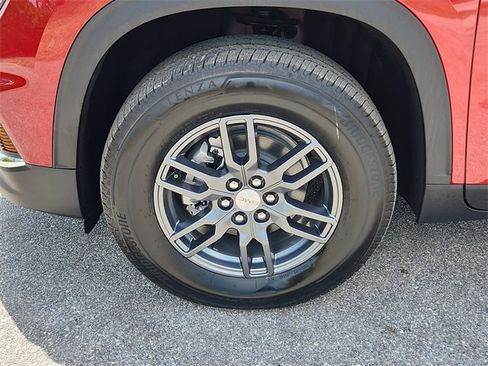 New 2025 GMC Acadia Elevation image 7