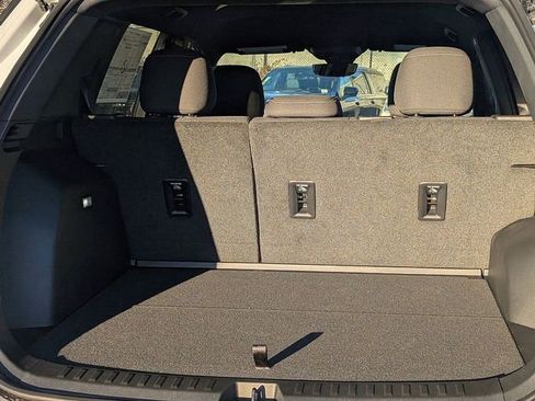 New 2026 Chevrolet Equinox LT w/ Safety and Technology Package image 8