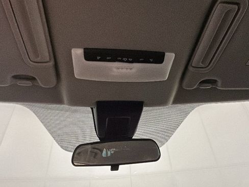 Used 2023 Nissan Kicks SV FWD image 30