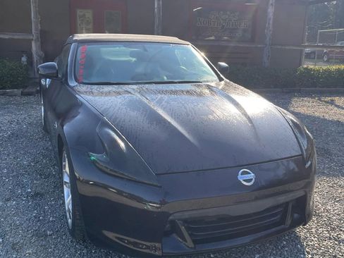 Used 2010 Nissan 370Z Touring w/ Sport Pkg image 1