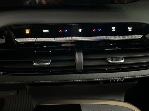 New 2026 Buick Enclave Avenir w/ Super Cruise Package image 18