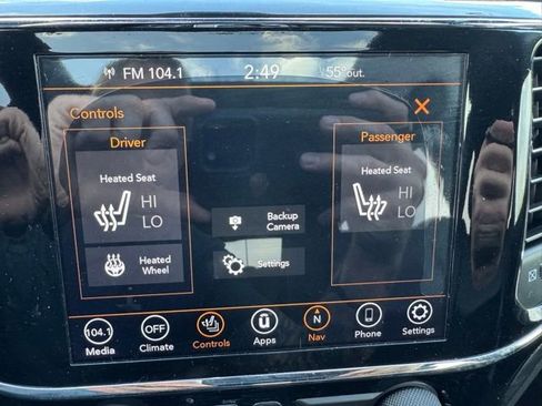 Used 2020 Jeep Grand Cherokee Laredo w/ Quick Order Package 2BN North image 23