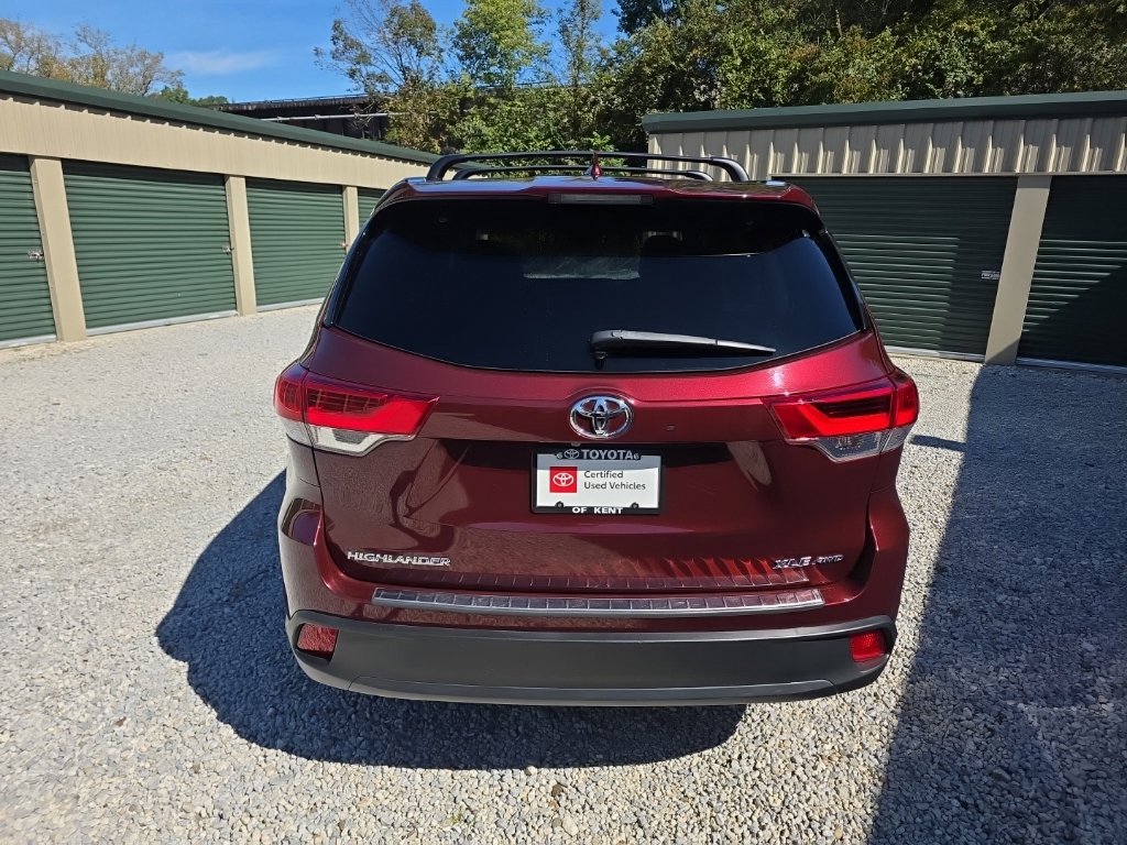 Certified 2019 Toyota Highlander XLE w/ Protection Package #3 AWD/4WD image 5