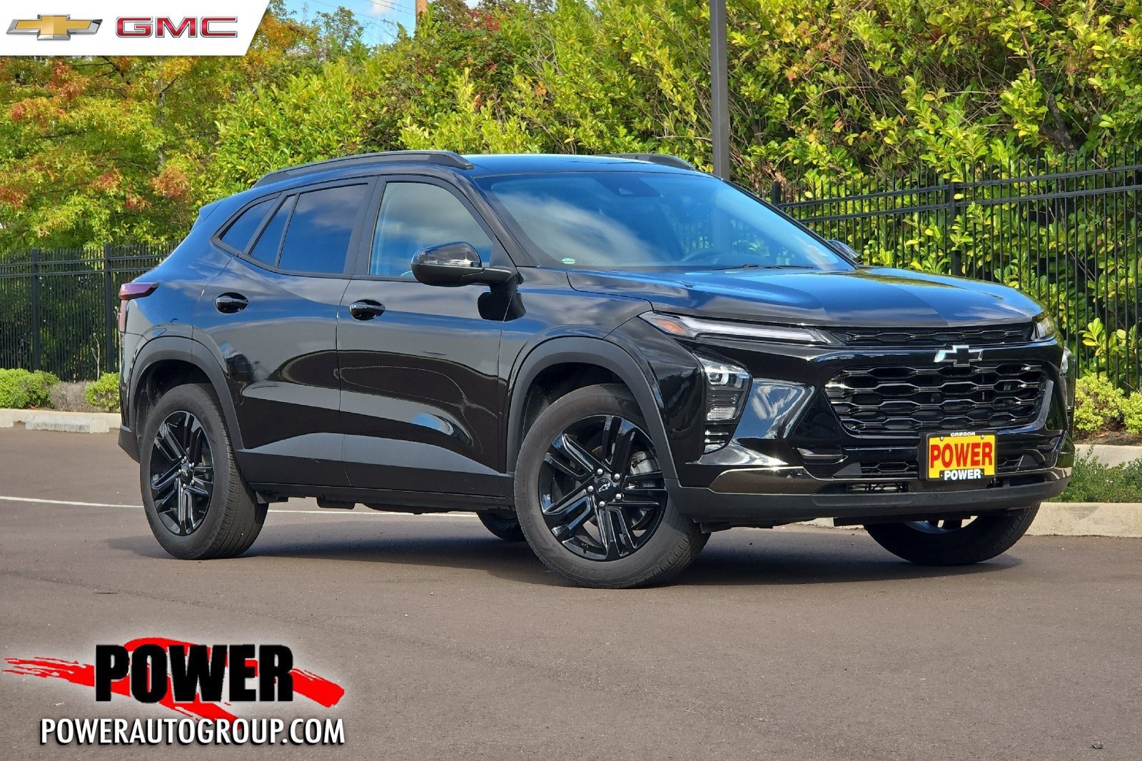 Used 2025 Chevrolet Trax ACTIV w/ Driver Confidence Package FWD image 1