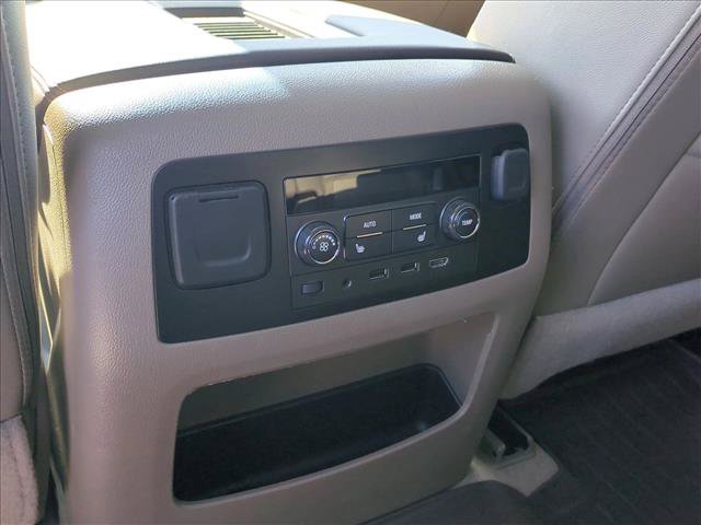 Used 2018 Chevrolet Tahoe Premier AWD/4WD image 19