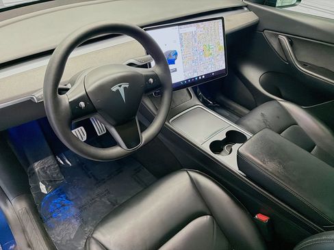 Used 2021 Tesla Model Y Performance AWD/4WD image 7