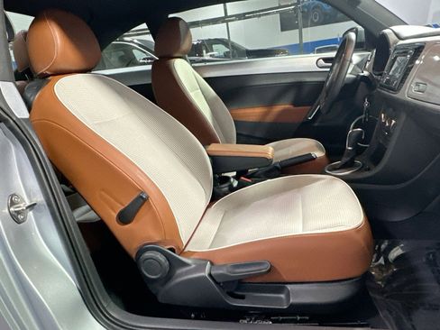 Used 2015 Volkswagen Beetle 1.8T Classic image 31