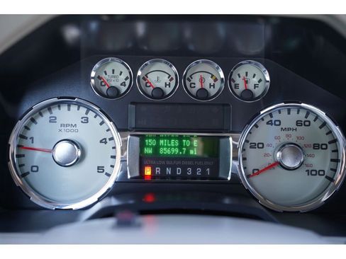 Used 2010 Ford F350 Lariat image 21
