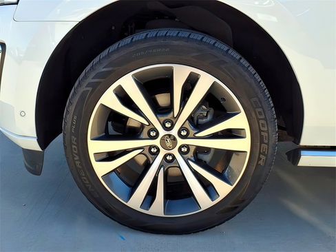 Used 2020 Ford Expedition Max Platinum image 26