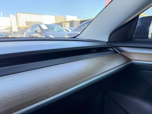 Used 2023 Tesla Model 3 Standard Range RWD image 21