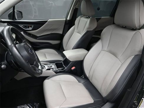Used 2022 Subaru Forester Limited image 15