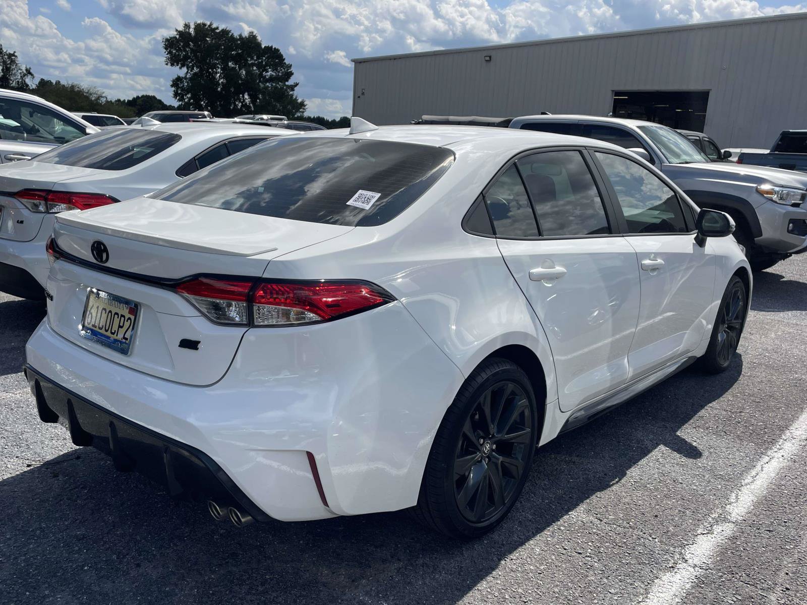 Used 2026 Toyota Corolla SE FWD image 2
