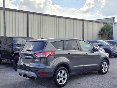 Used 2015 Ford Escape SE FWD image 9