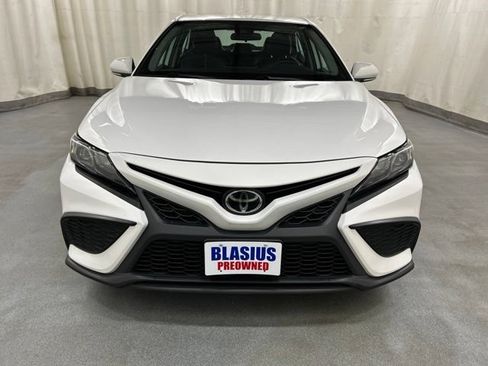 Used 2024 Toyota Camry SE FWD image 22