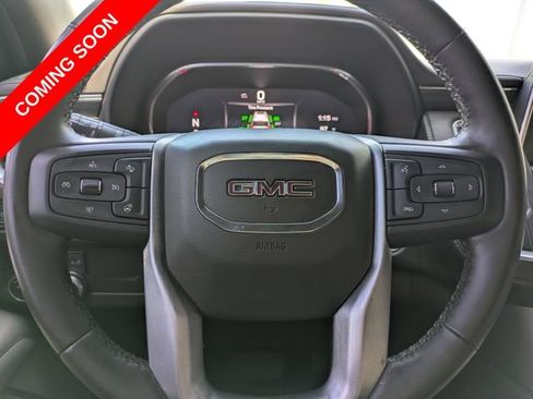 Used 2023 GMC Yukon SLT w/ SLT Premium Package RWD image 24