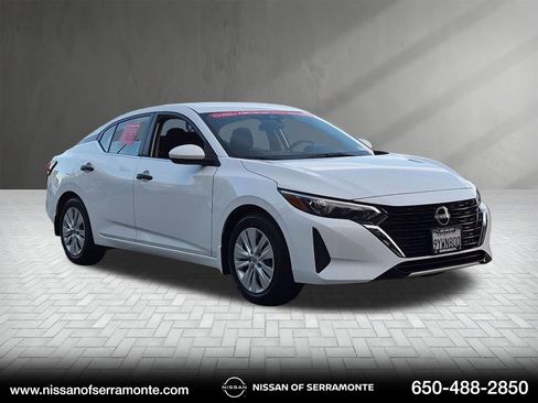 Used 2025 Nissan Sentra S FWD image 1
