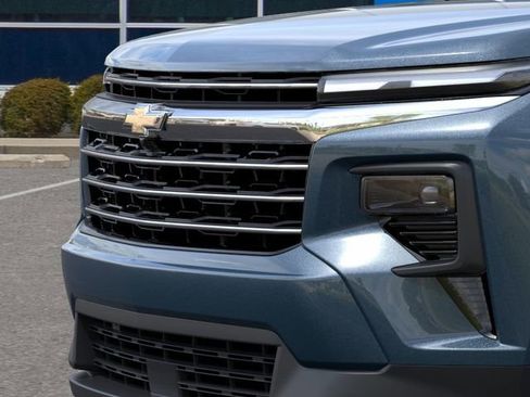 New 2026 Chevrolet Traverse LT w/ Driver Confidence Package FWD image 13