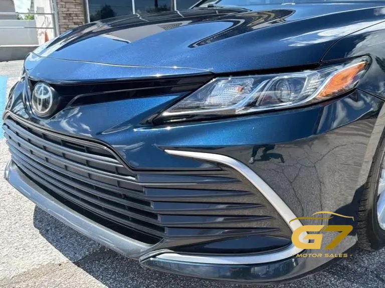 Used 2021 Toyota Camry LE FWD image 25