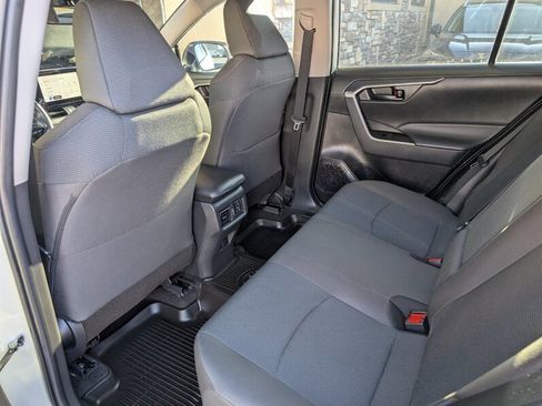 Used 2023 Toyota RAV4 LE AWD/4WD image 26
