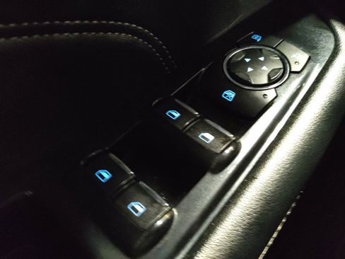 Used 2017 Ford Edge Titanium w/ Equipment Group 301A FWD image 27