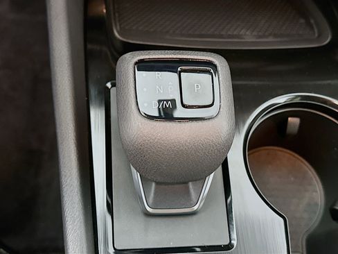 Used 2023 Nissan Rogue SV w/ SV Premium B Package image 24