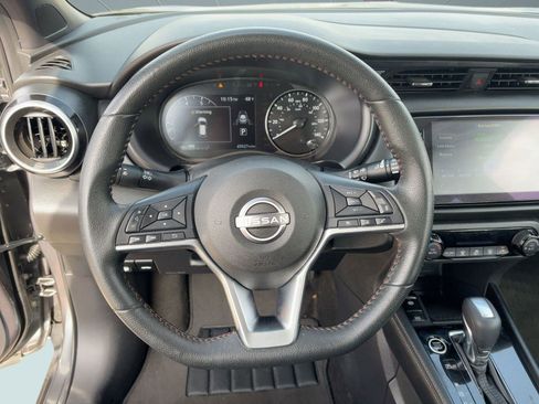 Used 2024 Nissan Kicks SR image 22