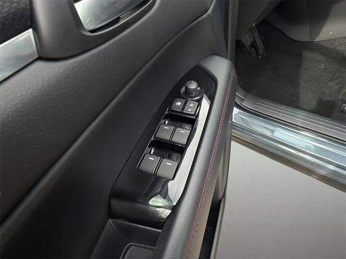 Certified 2023 MAZDA CX-5 Carbon Edition image 6