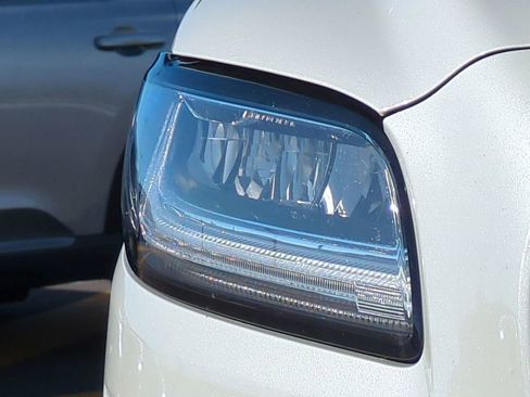 Used 2020 Lincoln Nautilus Reserve image 9