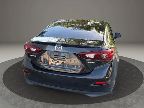 Used 2018 MAZDA MAZDA3 Touring FWD image 9