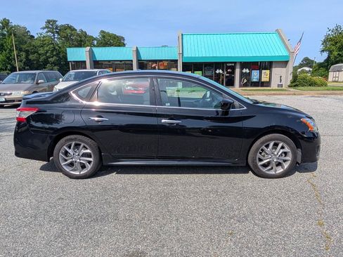 Used 2014 Nissan Sentra SR w/ SR Driver Package FWD image 5