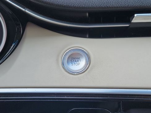 Certified 2024 Genesis GV70 2.5T AWD/4WD image 13