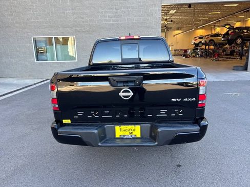 Used 2022 Nissan Frontier SV AWD/4WD image 4